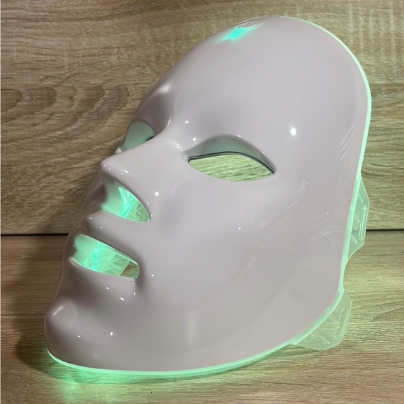 White LED Light  Mask - Picture 7 of 8